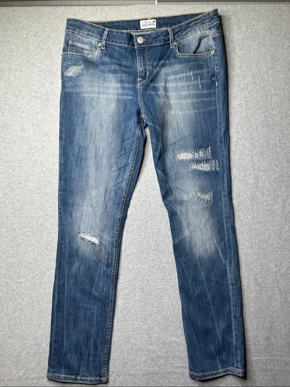 Aeropostale‎ Women's Blue Skinny Jeans with Distressed Details